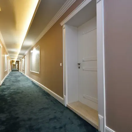 Grand Karavel Centre Διαμέρισμα Βάρνα